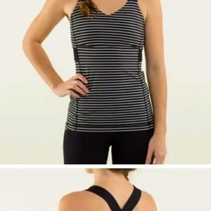 Lululemon mint green and black workout top